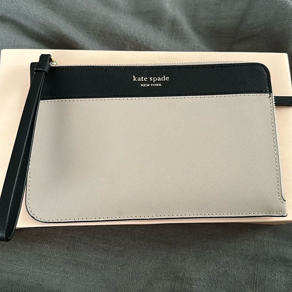 Kate spade wristlet